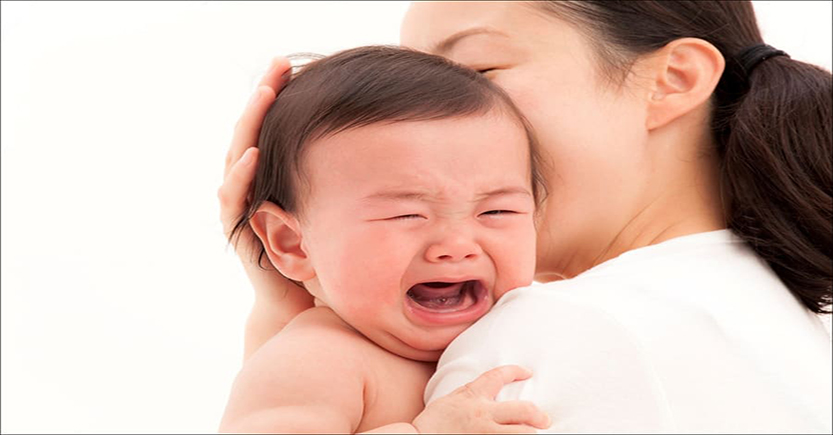Cách dỗ trẻ sơ sinh nín khóc hiệu quả