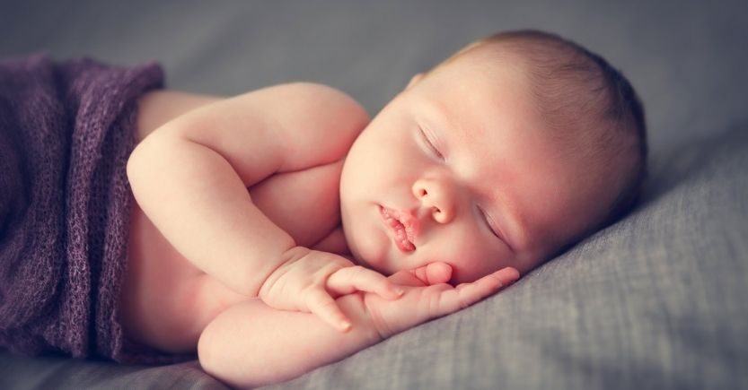 Làm thế nào để trẻ sơ sinh được tròn giấc ngủ đêm