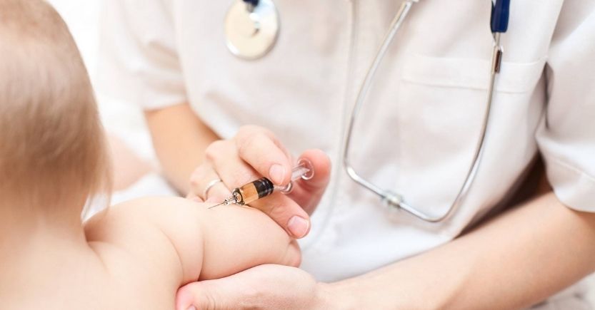 MENACTRA: Vắc xin não mô cầu (nhóm A, C, Y và W-135)